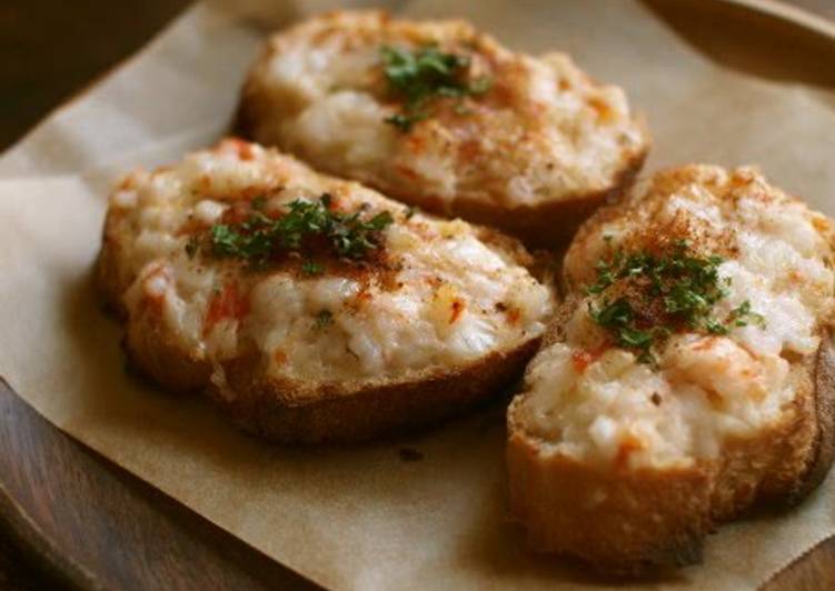 Steps to Make Quick Shrimp Bread ・For an Appetizer or Snack