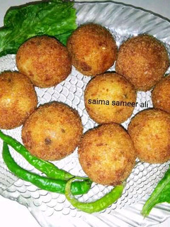 A picture of Potato cheese balls.