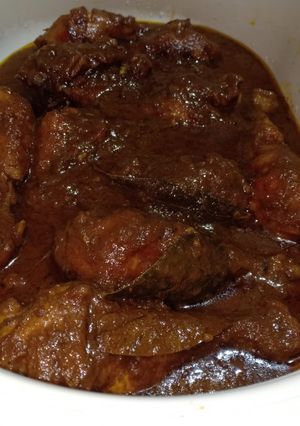 গোলবাড়ি স্টাইলে চিকেন কষা( golbari style chicken kosha recipe in Bengali l রেসিপির প্রধান ছবি