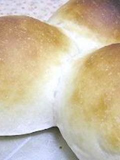 A picture of Freshly Baked Bread in 20 Minutes! Round Breakfast Rolls.