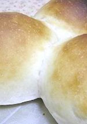A picture of Freshly Baked Bread in 20 Minutes! Round Breakfast Rolls.