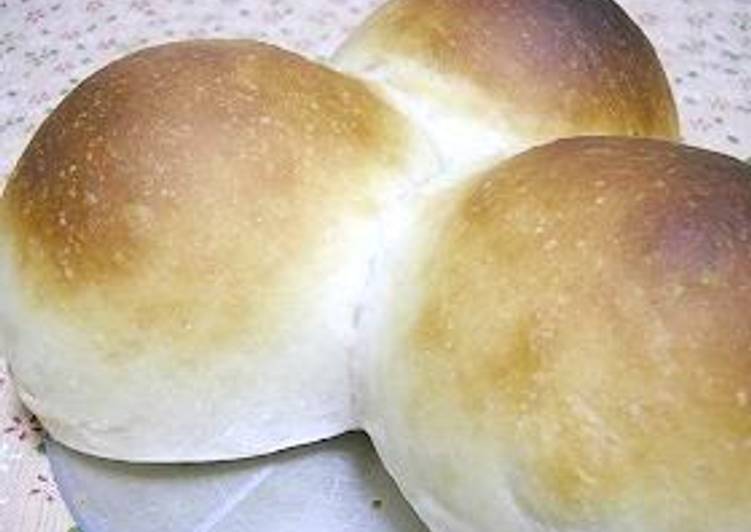 How to Make Homemade Freshly Baked Bread in 20 Minutes! Round Breakfast Rolls