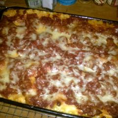 A picture of Traditional Lasagna.