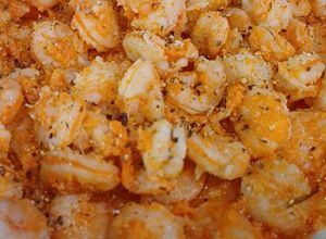 Hình của món Tôm nõn rim tiêu.