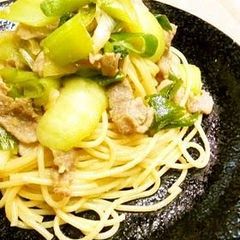 A picture of Pork and Bok Choy Chinese-style Pasta.