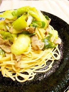 A picture of Pork and Bok Choy Chinese-style Pasta.