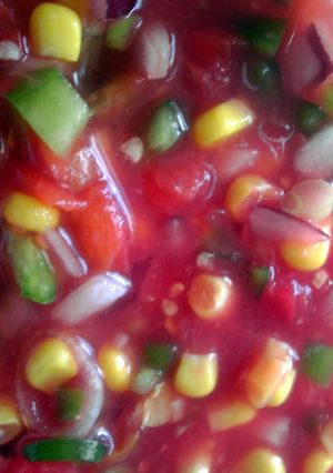 A picture of Chunky Garden Salsa.