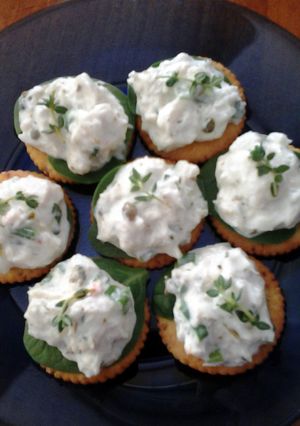 A picture of Crab Lime Bites.