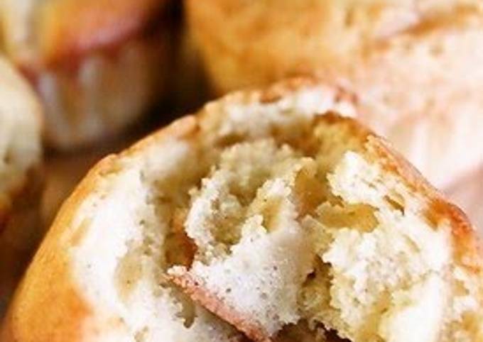 Step-by-Step Guide to Make Quick Muffins with Sautéed Apples