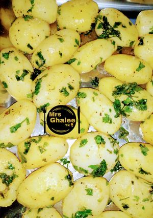 A picture of Potatoe parsley.