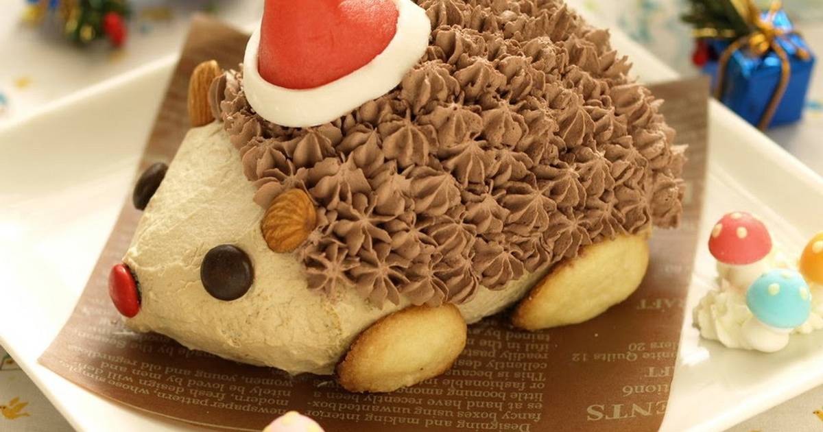 Hedgehog Christmas Cake