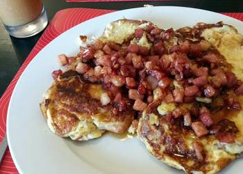 How to Recipe Tasty soft french toast with maple syrup bacon