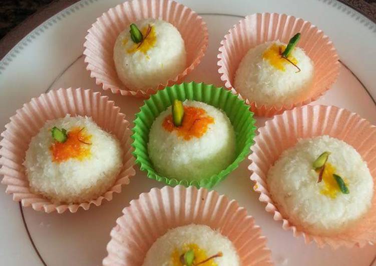 Steps to Prepare Perfect Kacha Gola Sandesh