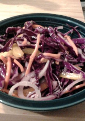 A picture of Annie's asian slaw.