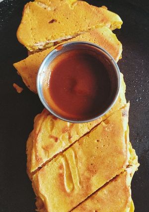 A picture of Roti cheela.