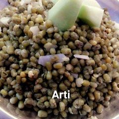 A picture of Ankurit moong dal.