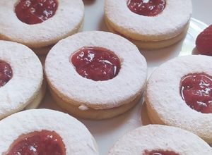 Una foto de Lunettes de Frutilla Sin Tacc