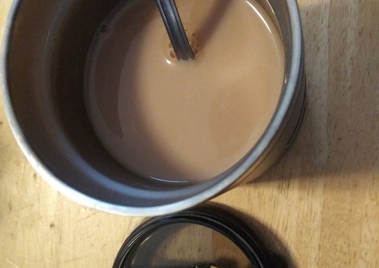 Easiest Way to Make Favorite Peppermint Cocoa Coffee Creamer