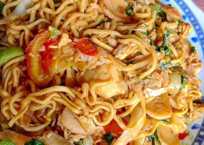 Cara membuat Mie Tomat Cara membuat Mie Tomat