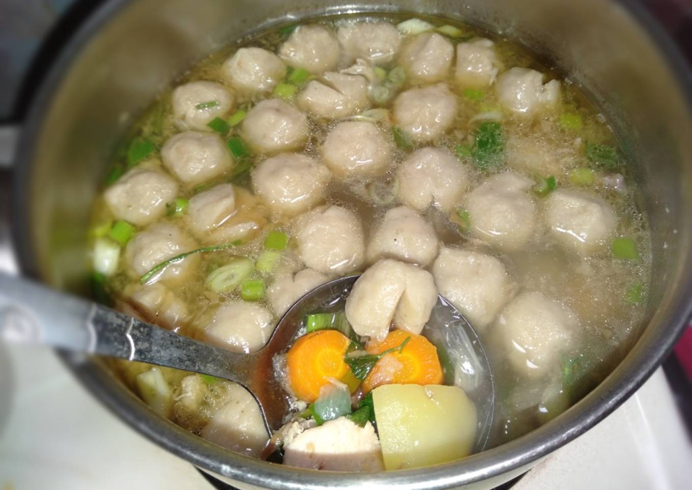 Sup ayam bakso