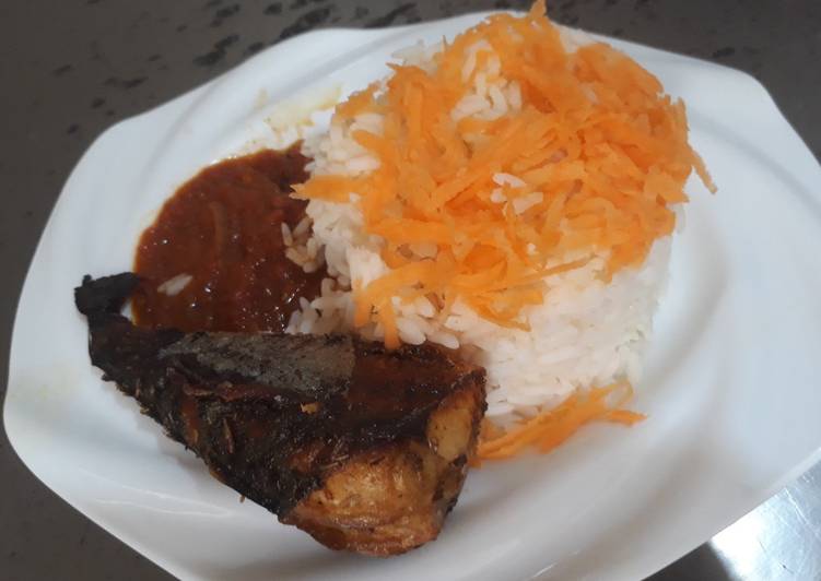 Easiest Way to Make Quick Boiled rice with sauce and fried titus fish