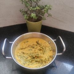 A picture of Drumstick curry in Kerala style.