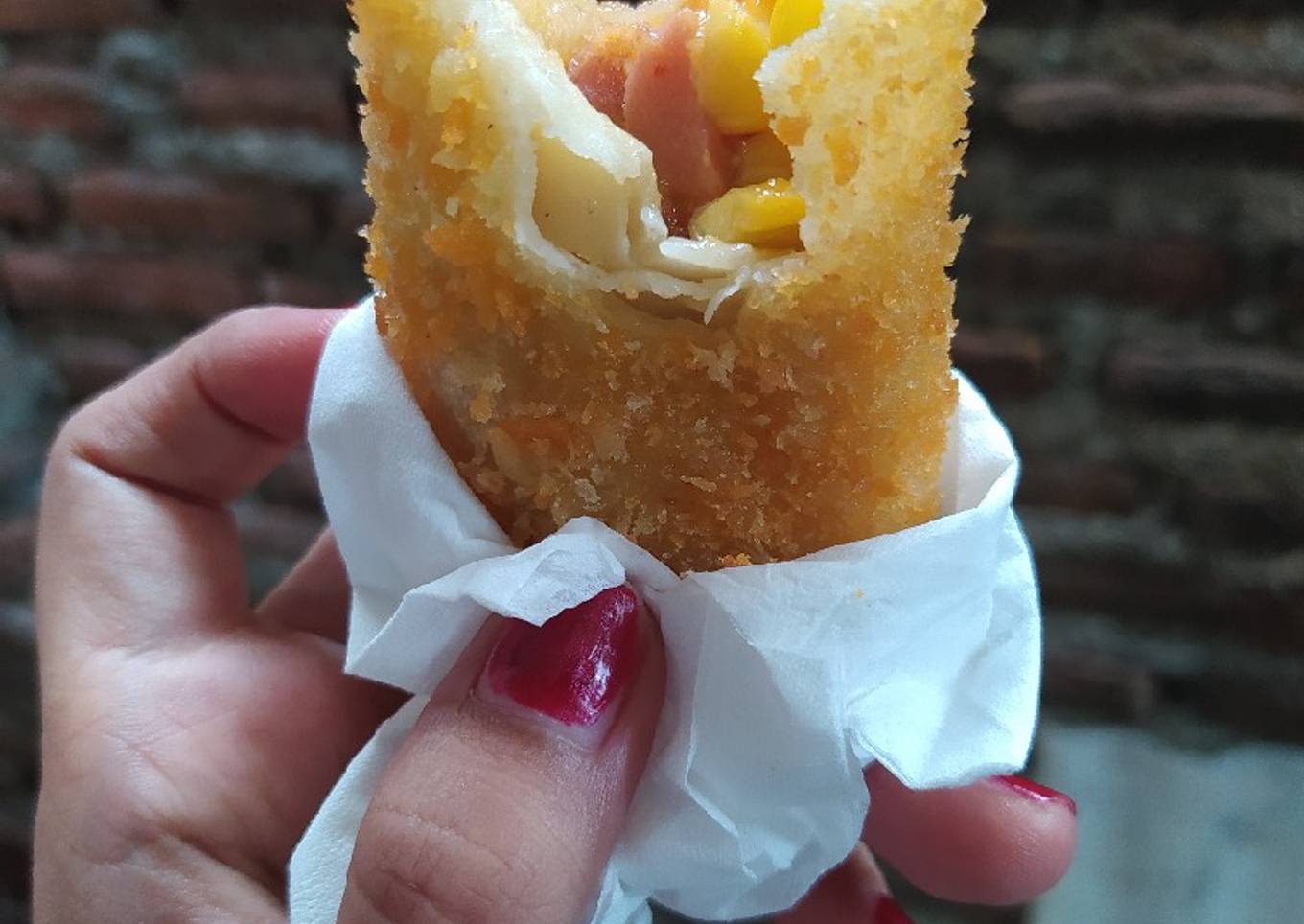 Risoles sayur (wortel, kentang, jagung manis, sosis)