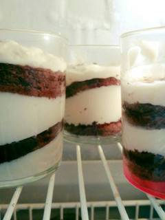 Una foto de Vaso de tiramisú y más versiones -receta de aprovechamiento