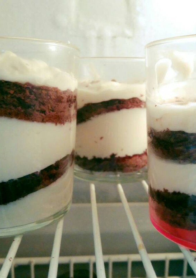 Una foto de Vaso de tiramisú y más versiones -receta de aprovechamiento