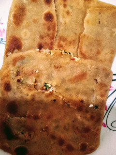 A picture of Pocket paneer paratha.