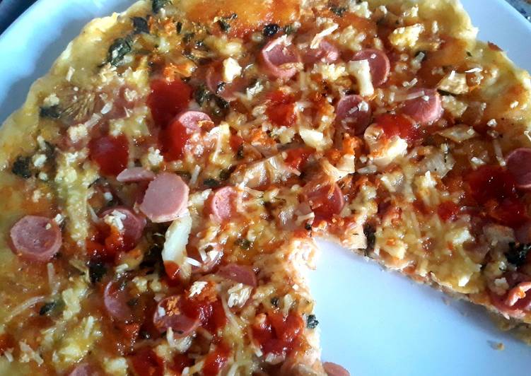Bread Pizza With Egg-Carrot
