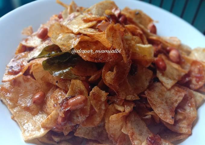 Bagaimana cara buat Kering Kentang Kacang Pedas Manis hidangan Hari Raya yang menggugah selera