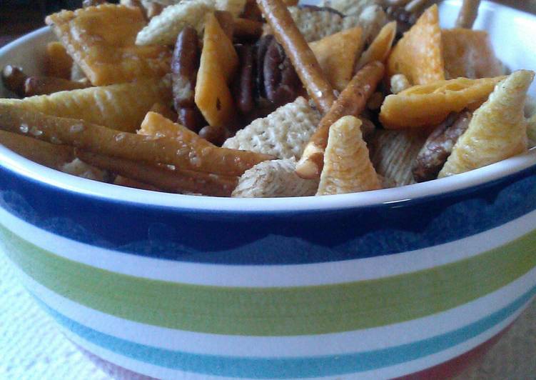 " Reindeer Snack Mix "