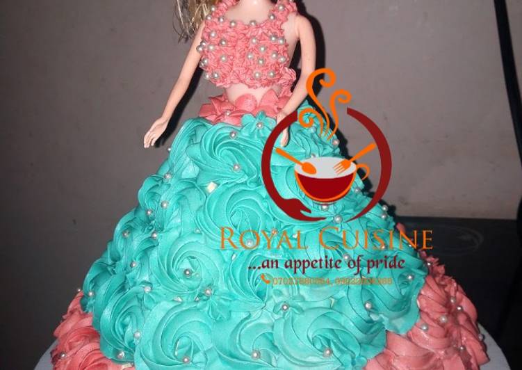 How to Prepare Super Quick Homemade Vanilla doll cake with butter cream icing