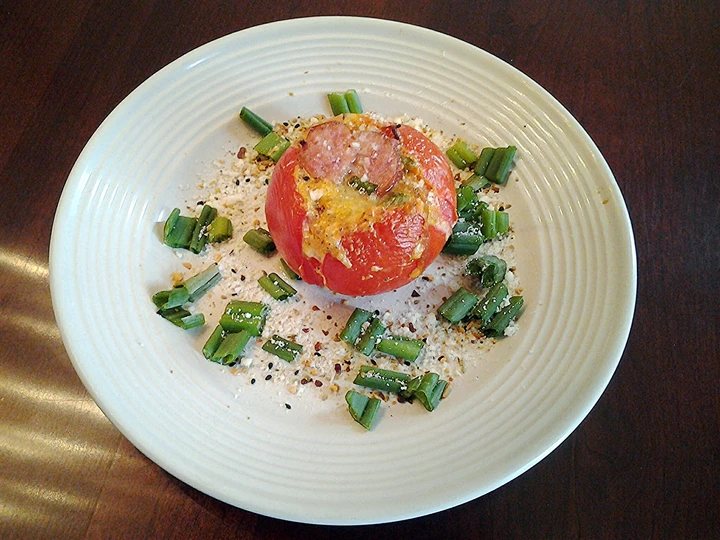 Easy Steps to Prepare Omelette Baked Tomatos the Can Spoil the Tongue So Delicious