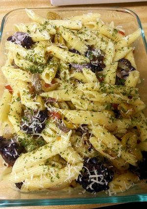 A picture of Roasted Cauliflower Pasta.