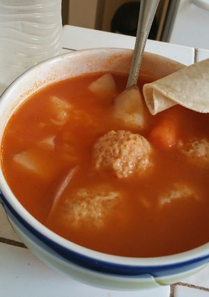 A picture of Chicken albondigas.