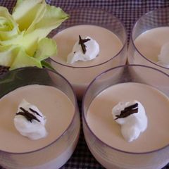 Roasted Green Tea Pudding A picture of Roasted Green Tea Pudding.