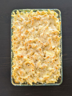A picture of Simple macaroni cheese.