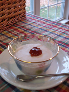 A picture of Tofu Bavarois with Strawberry Jam.