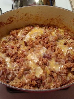 A picture of Skinny Chili Mac Casserole.