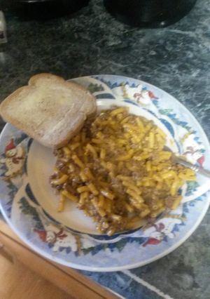 A picture of Cheese berger mac.