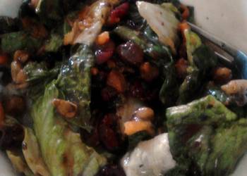Easy Fast Cooking Cranberry Walnut Salad With pomegranite dressing cheaters Delicious Simple