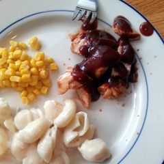 A picture of taisen's moist baked bbq chicken.