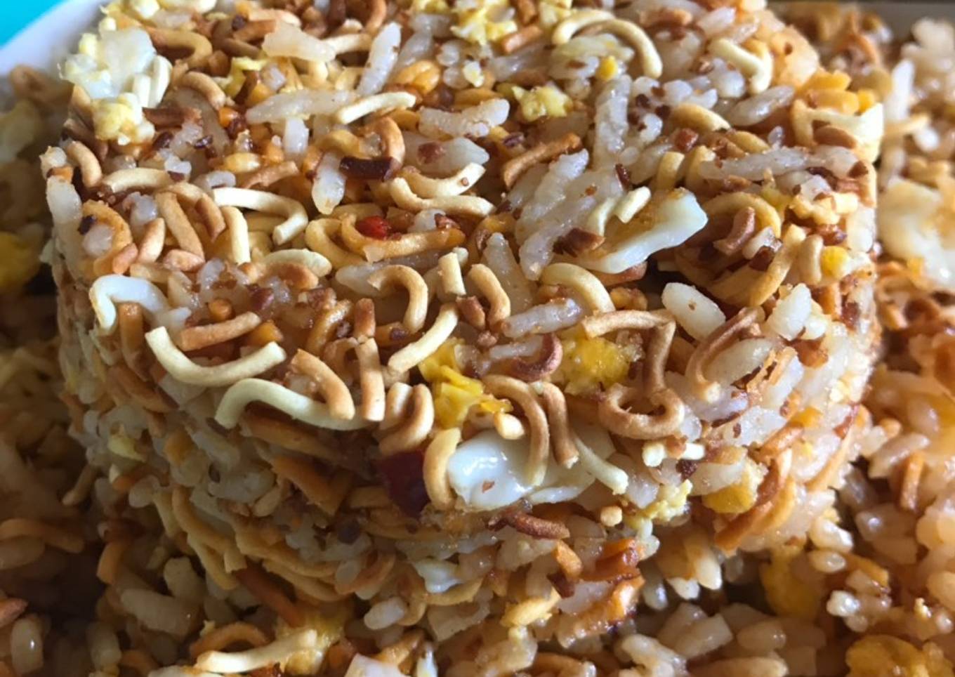 Mie Nasi Goreng Pop Mie Chruchy