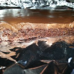 A picture of Silky Fudge Brownies.