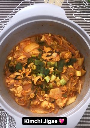 Foto resep Kimchi Jjigae / Sup Pedas Kimchi (No Oil)