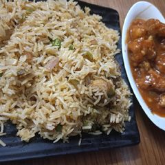 A picture of Combo fried rice Manchurian.