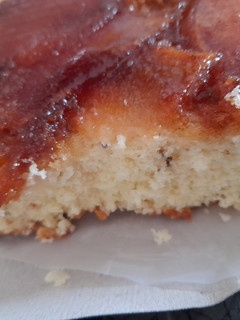 Una foto de Torta de manzana invertida