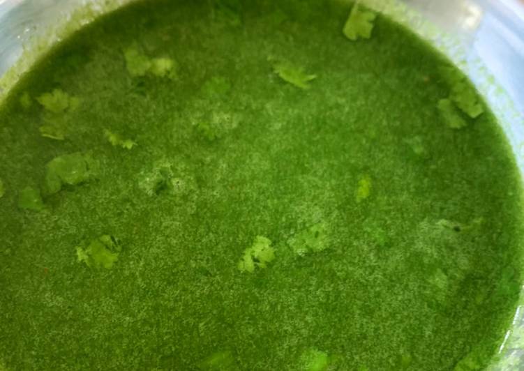 Green spicy panipuri water aka tikha pani